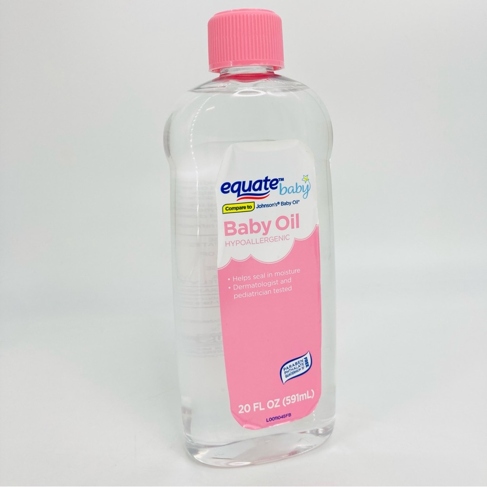 EQUATE Hypoallergenic Baby Oil 20 fl oz New Label Is Pealing